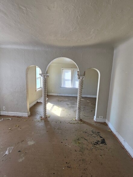 More Photos Of 7954-7958 S Harvard Ave, Chicago Apartments For Sale