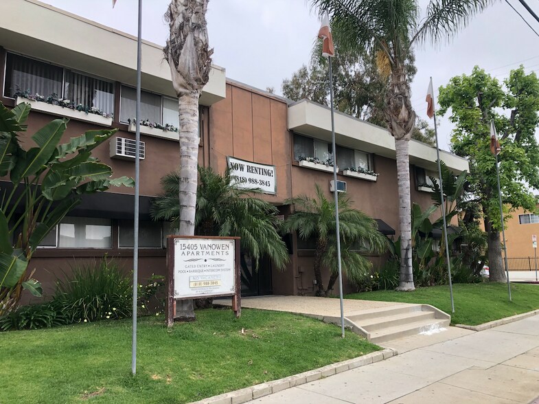 More Photos Of 15405 Vanowen St, Van Nuys Apartments For Sale
