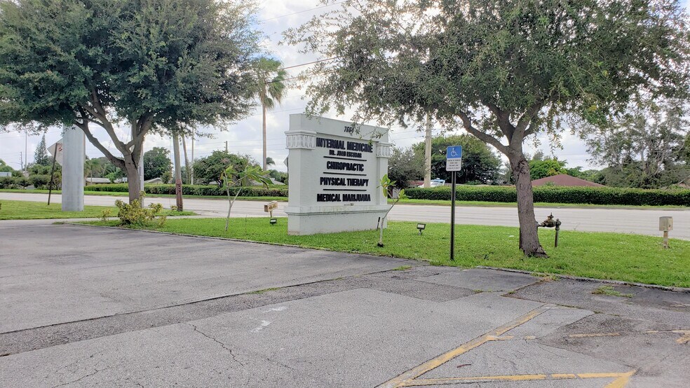 More Photos Of 7664 S US Highway 1, Port Saint Lucie Medical For Lease