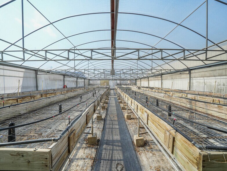 More Photos Of 16110 US 27, Lake Wales Light Distribution For Lease