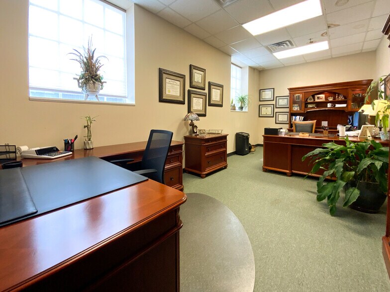 More Photos Of 1005 Broad St, Augusta Office Residential For Sale