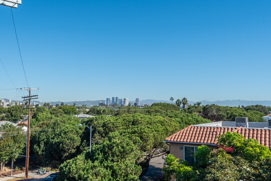 More Photos Of 11600 National Blvd, Los Angeles Apartments For Sale