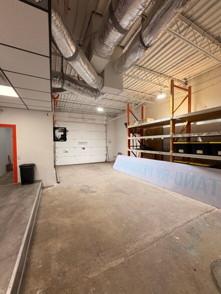 More Photos Of 11 S Western Ave, Oklahoma City Service For Lease