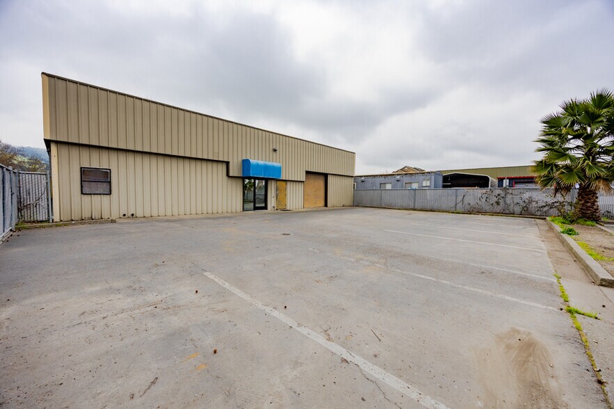 More Photos Of 3218-3220 Santa Rosa Ave, Santa Rosa Service For Lease