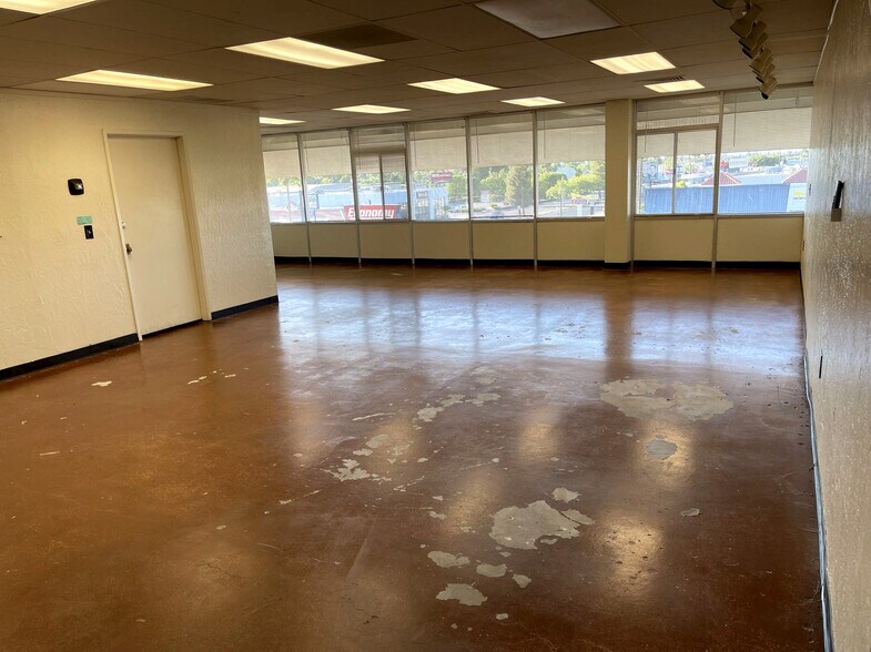 More Photos Of , Fresno Office For Sale