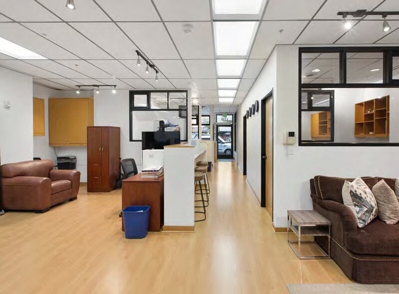 More Photos Of 1715 Polk St, San Francisco Apartments For Sale