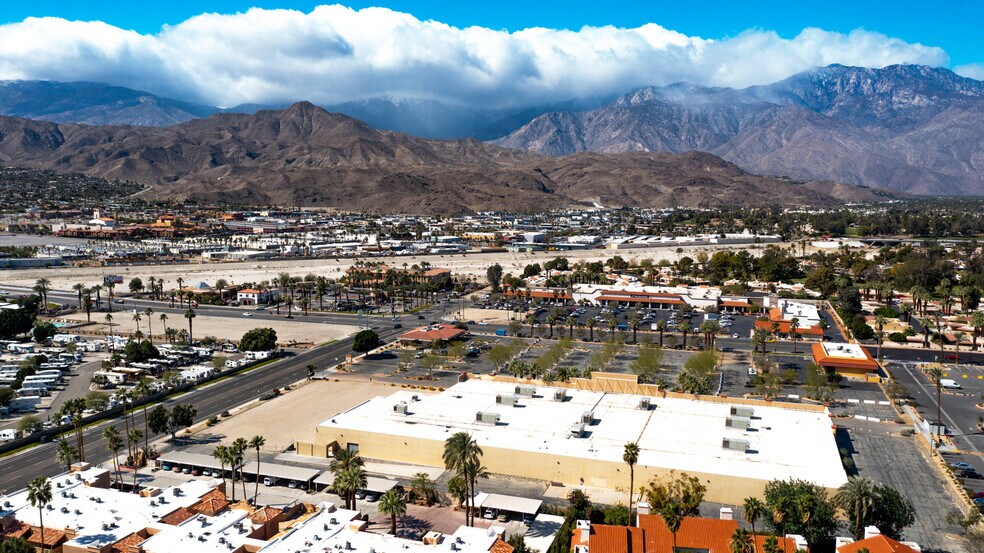 More Photos Of 35900 Date Palm Dr, Cathedral City Freestanding For Sale