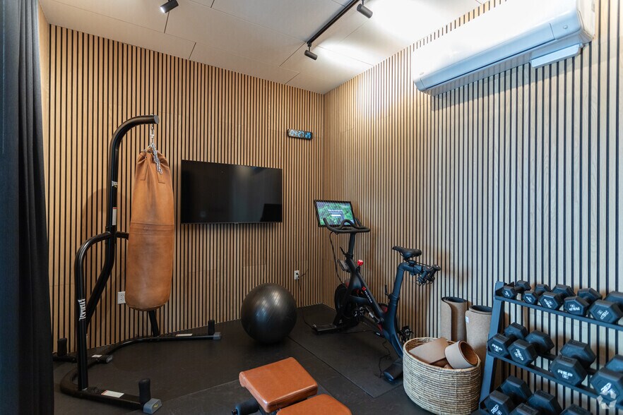 More Photos Of 412 W Rivers Edge Dr, Provo Coworking Space