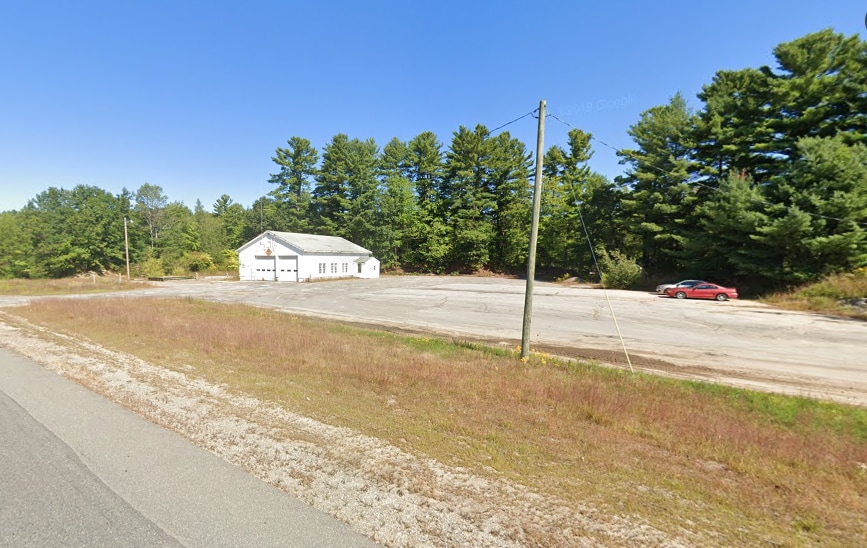 More Photos Of 75 NH-27, Raymond General Retail For Sale