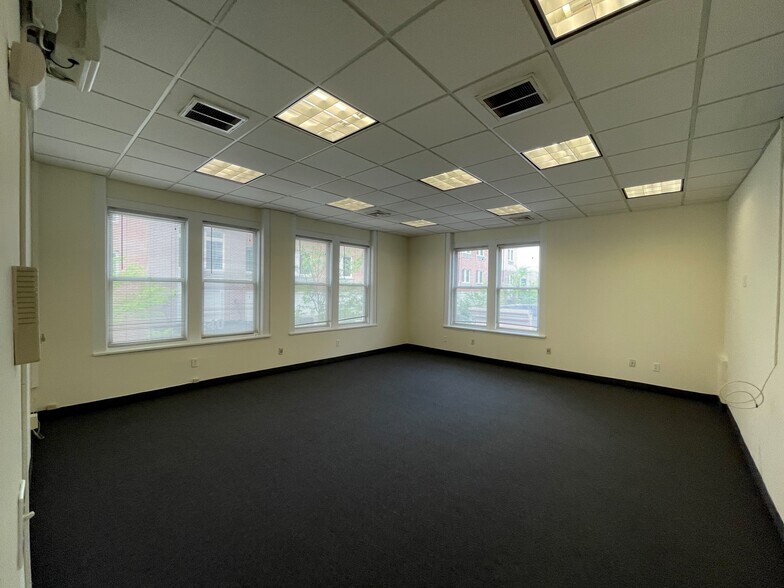 Primary Photo Of 238 Main St, Hackensack Storefront Retail Office For Lease