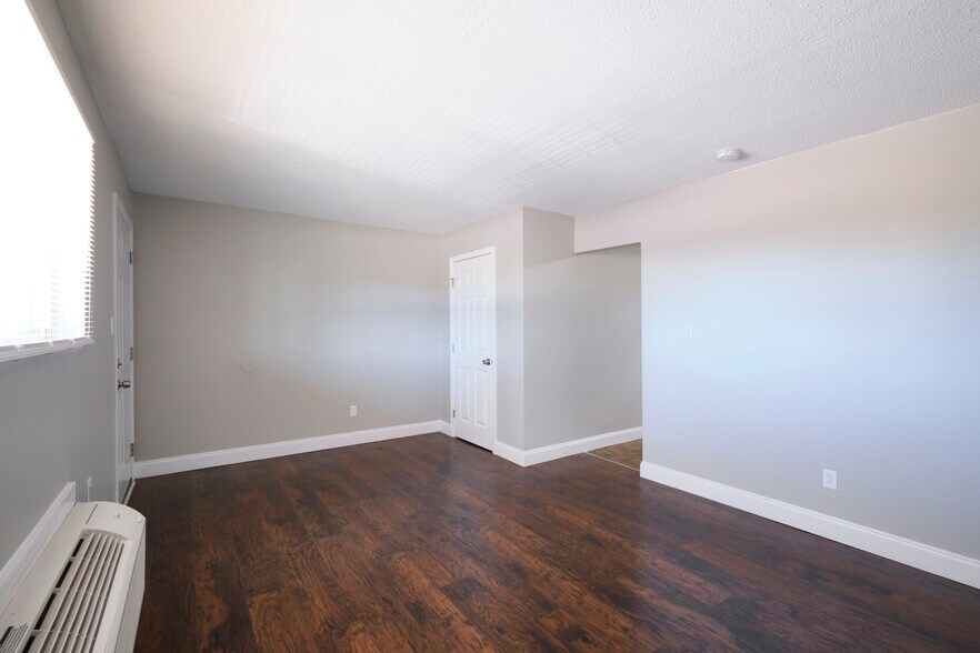 More Photos Of 4848 Scheel Rd, Knoxville Apartments For Sale