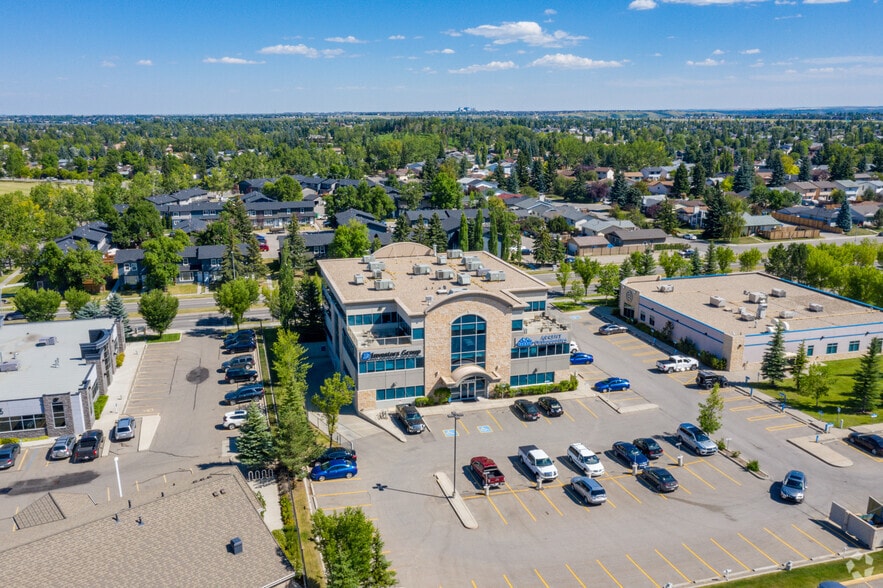 More Photos Of 51 Sunpark Dr SE, Calgary Office For Lease
