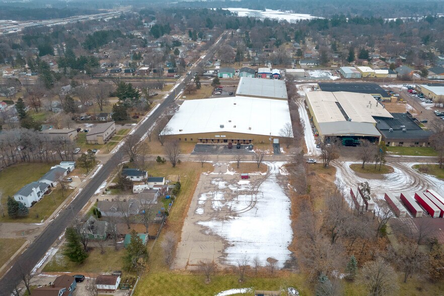 More Photos Of 2925 Welsby Ave, Stevens Point Warehouse For Lease