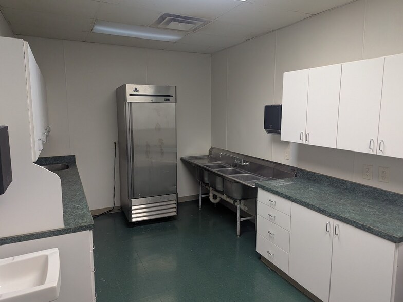 More Photos Of 2301-2373 Dayton-Germantown Pike, Germantown Unknown For Lease