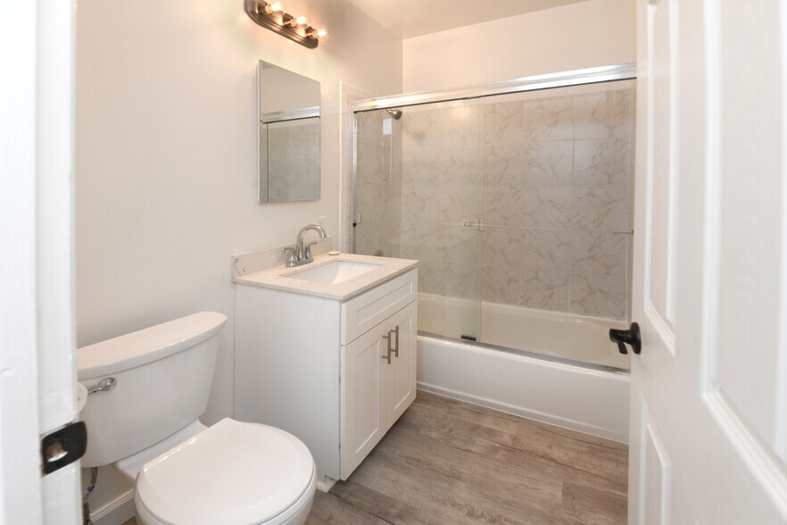 More Photos Of 1720 Hearst Ave, Berkeley Apartments For Sale