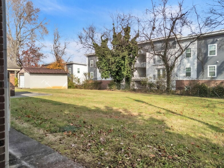 More Photos Of 4700 Upchurch Rd, Knoxville Apartments For Sale