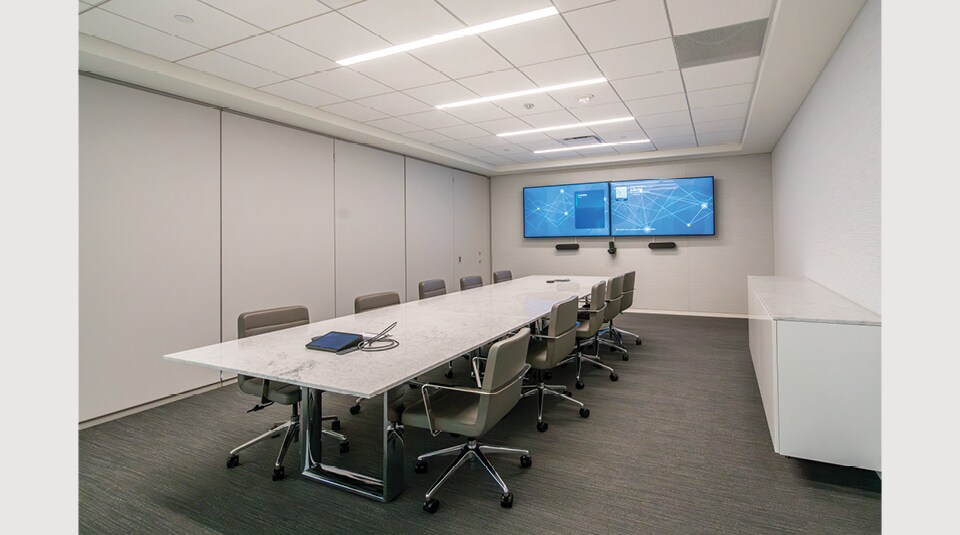 More Photos Of 555 S Flower St, Los Angeles Office For Lease