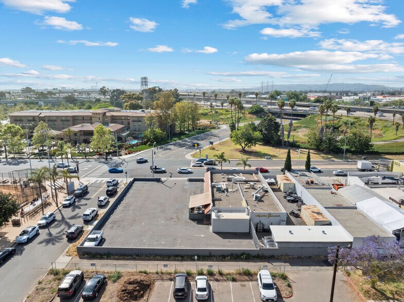 More Photos Of 4263 Taylor St, San Diego General Retail For Sale