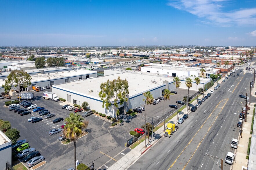 More Photos Of 15507-15517 Broadway Center St, Gardena Warehouse For Lease