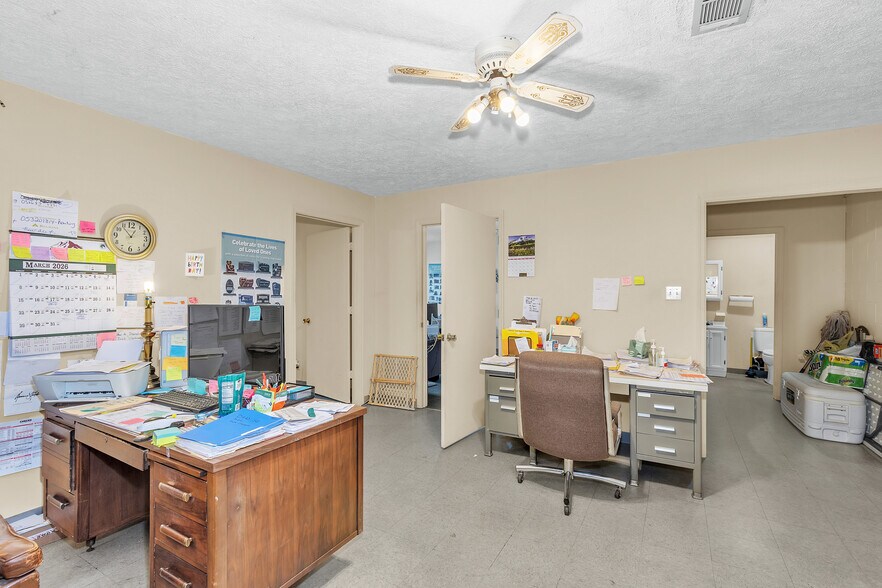 More Photos Of 3635 Whiskey Rd, Aiken Office For Sale