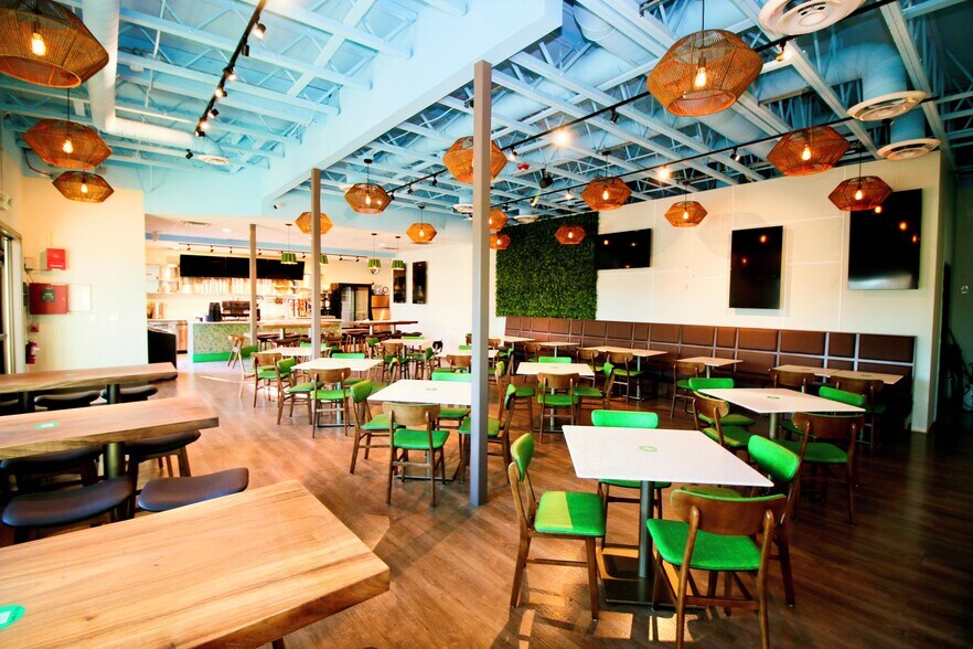 More Photos Of 12634 Indore Pl, Littleton Restaurant For Sale