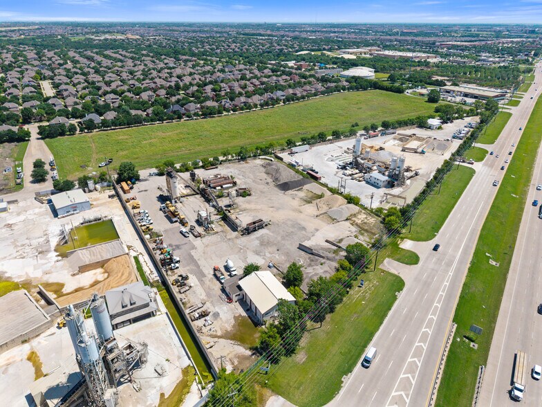 More Photos Of 14900 State Highway 121, Frisco Manufacturing For Sale
