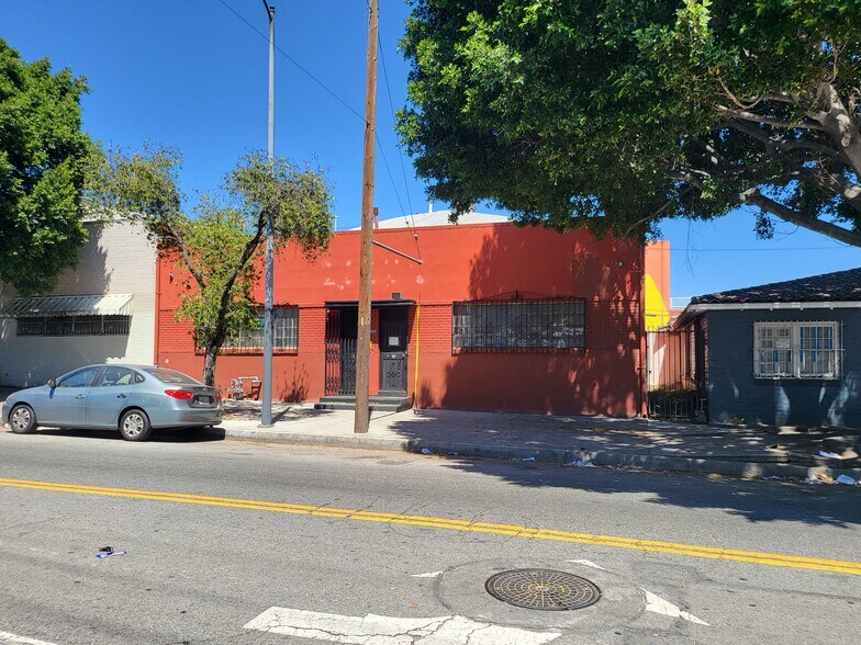 Primary Photo Of 1262-1264 S Boyle Ave, Los Angeles Manufacturing For Sale