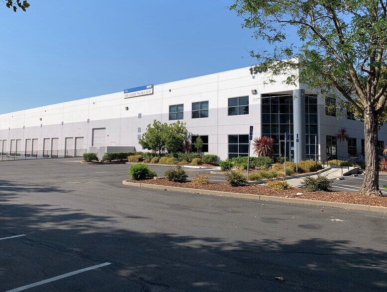 More Photos Of 1500 Overland Ct, West Sacramento Manufacturing For Lease