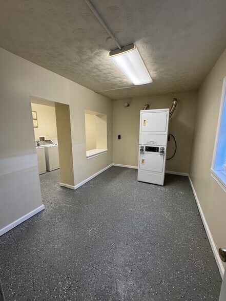 More Photos Of 3130 Buena Vista Ter SE, Washington Apartments For Sale