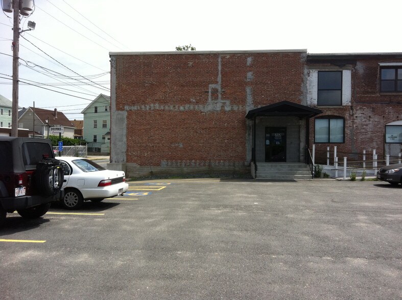 More Photos Of 376 Nash Rd, New Bedford Refrigeration Cold Storage For Lease