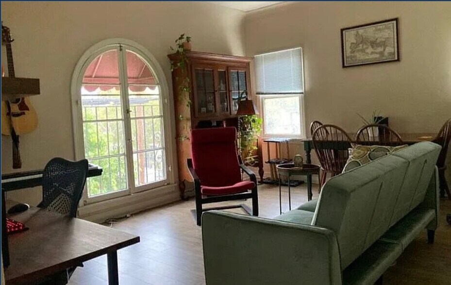 More Photos Of 803 N Detroit St, Los Angeles Apartments For Sale