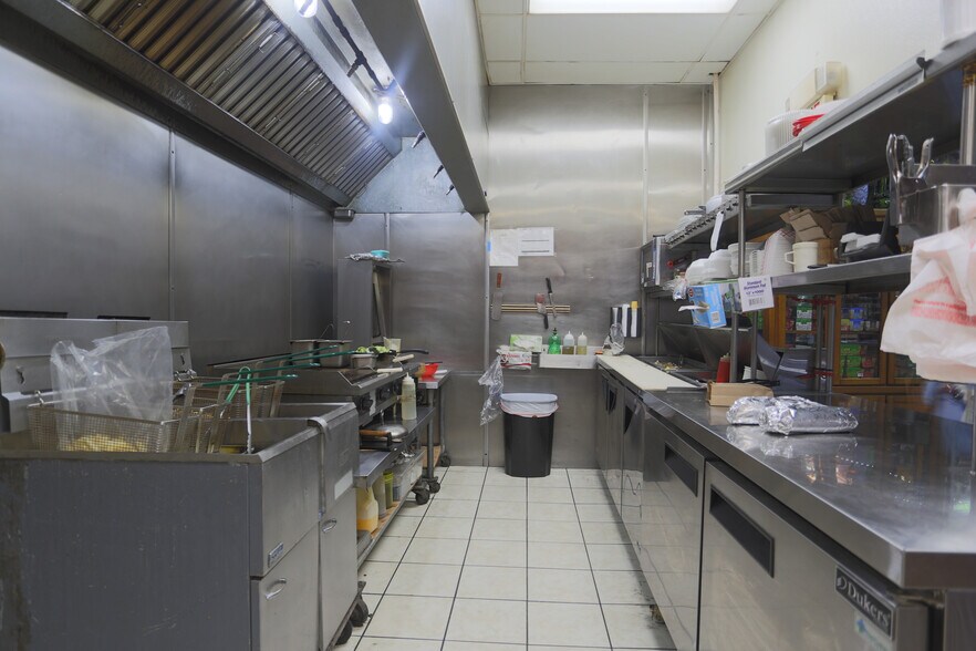 More Photos Of 801 W Broad St, Richmond Restaurant For Sale