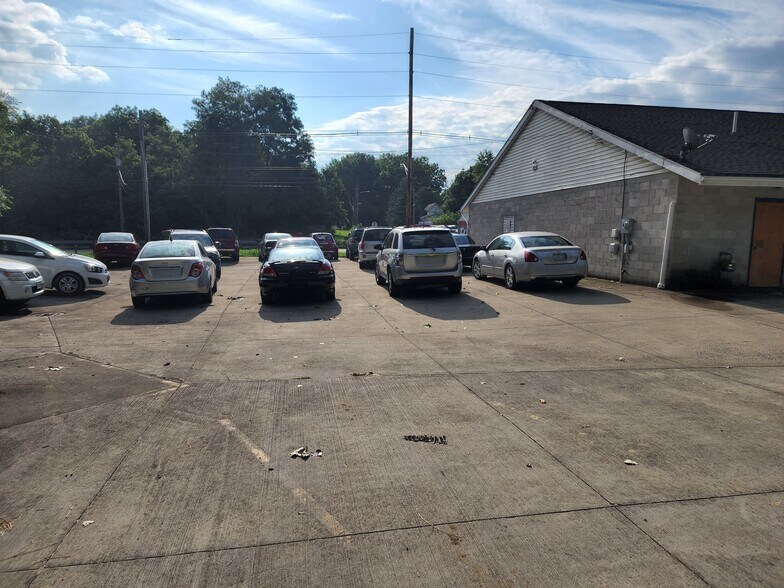 More Photos Of 2575 S High St, Columbus Auto Repair For Sale