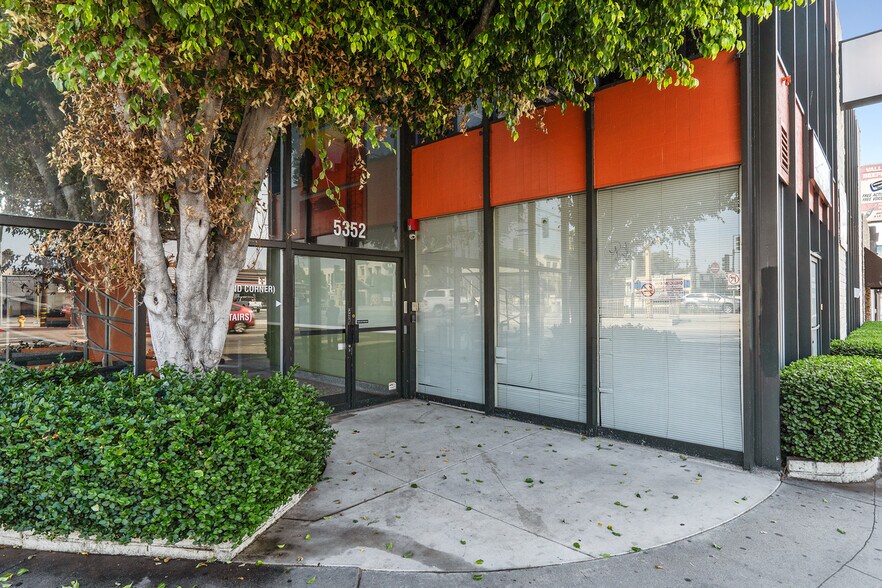 More Photos Of 5352 Laurel Canyon Blvd, North Hollywood Medical For Lease