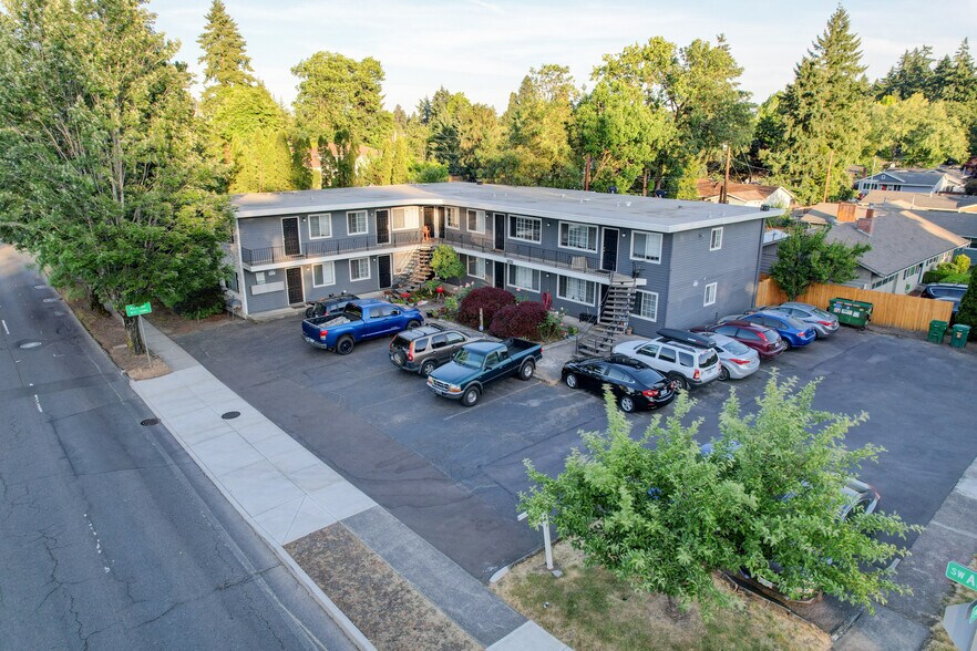 More Photos Of 12870 SW Allen Blvd, Beaverton Apartments For Sale