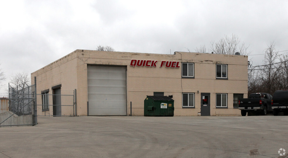 Primary Photo Of 444 W Troy Ave, Indianapolis Warehouse For Lease