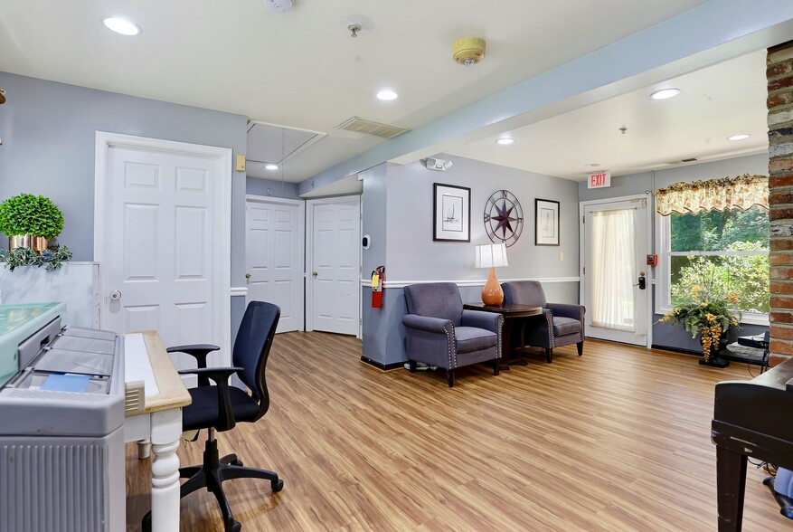 More Photos Of 515 Apple Grove Rd, Silver Spring Assisted Living For Sale