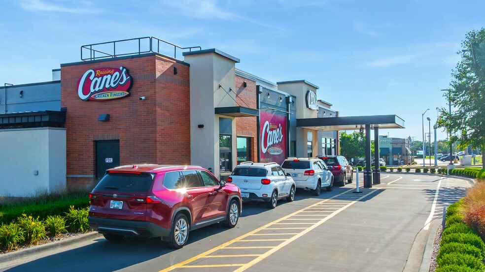 More Photos Of 3100 W White Oaks Dr, Springfield Fast Food For Sale