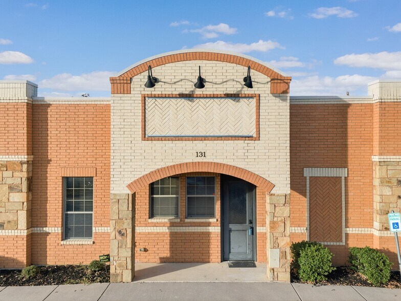 More Photos Of 131 Quest Ct, Keller Office For Lease