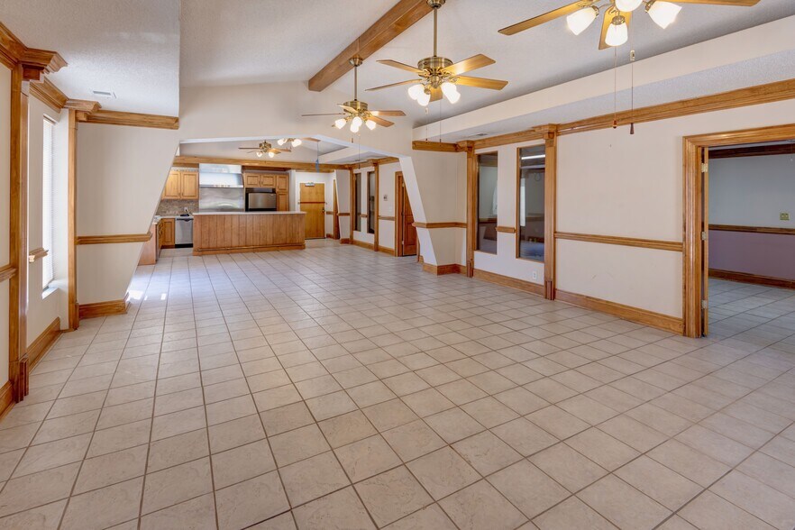 More Photos Of 1955 Monier Ave, Lithia Springs Warehouse For Lease