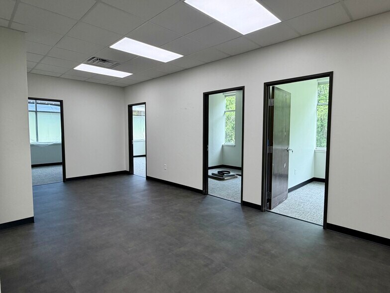 More Photos Of 4308 Grant Blvd, Yukon Medical For Lease