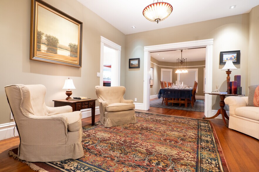 More Photos Of 1133 Seminary St, Napa Storefront Retail Office For Sale