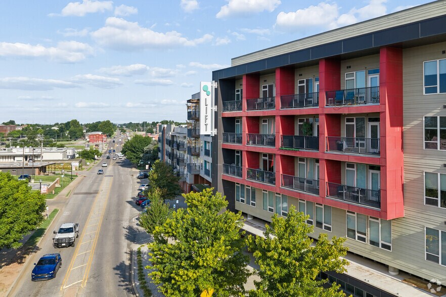 More Photos Of 801 NW 10th St, Oklahoma City Apartments For Lease