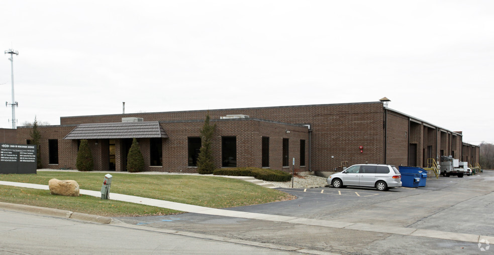 Primary Photo Of 2460-2478 Wisconsin Ave, Downers Grove Light Manufacturing For Lease