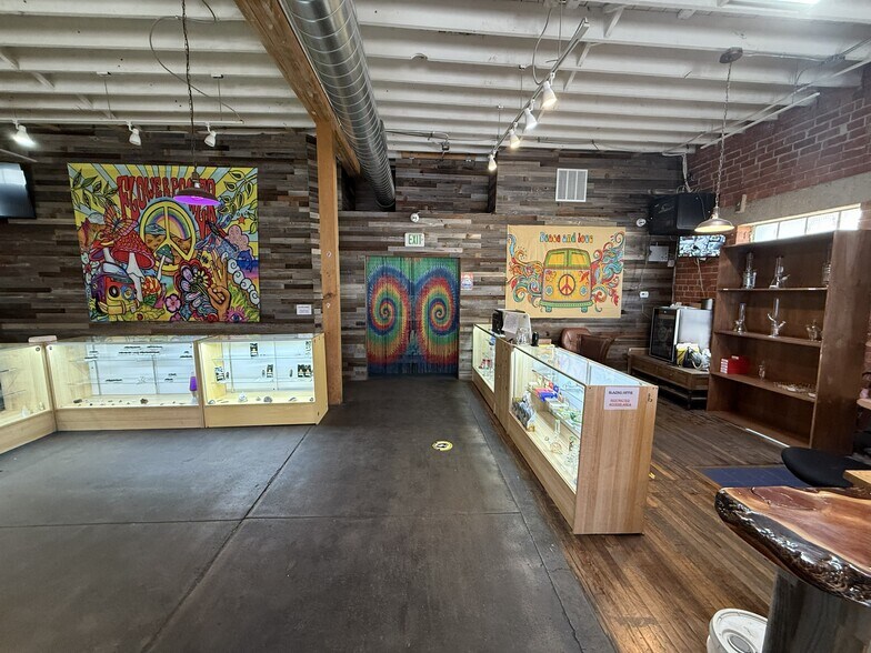 More Photos Of 123 W Cedar St, Trinidad General Retail For Sale
