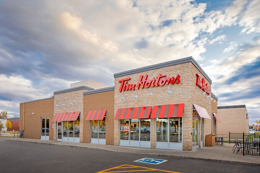 More Photos Of 1430 Boul Saint-Antoine, Saint-jerome Unknown For Lease