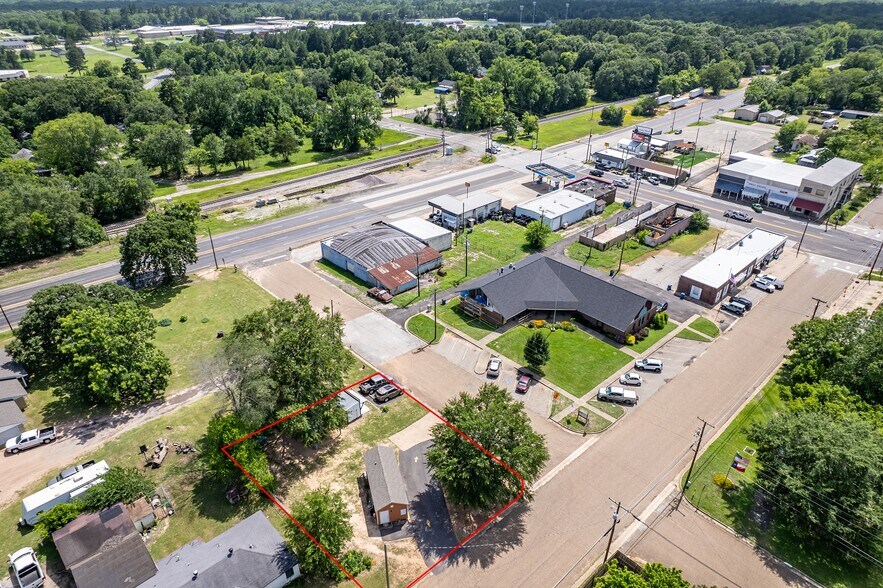 More Photos Of 122 N Green St, Hawkins Land For Sale