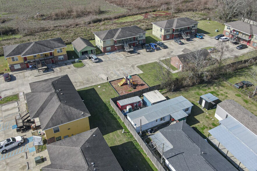 More Photos Of 5500 Hwy 75, Carville Apartments For Sale