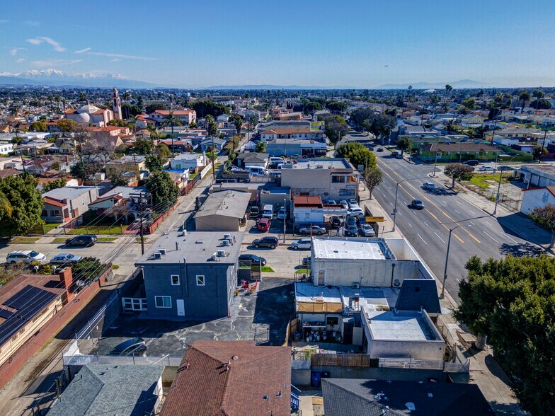 More Photos Of 7051-7053 3rd Ave, Los Angeles Storefront Retail Residential For Sale