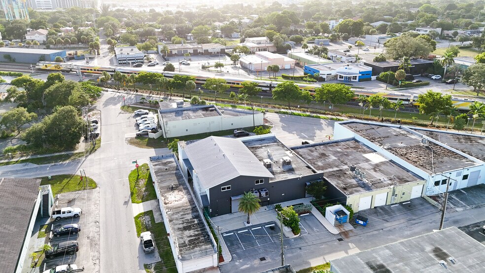 More Photos Of 702-706 NE 1st Ave, Fort Lauderdale Restaurant For Sale